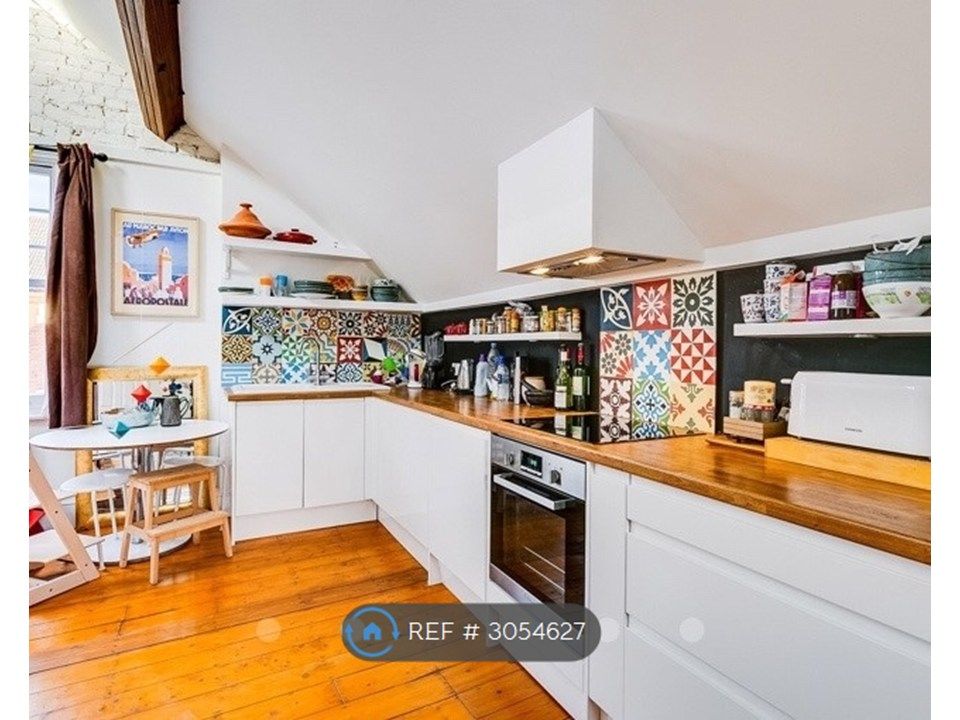 Property photo 2 of 15 Kitchen