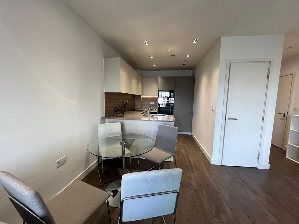 Property photo 2 of 22