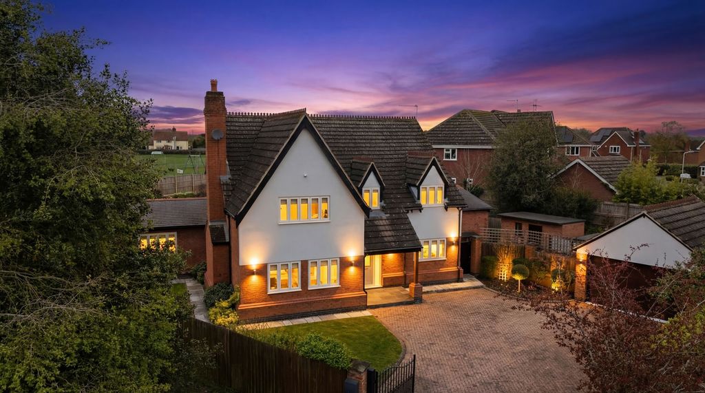 Property photo 1 of 37