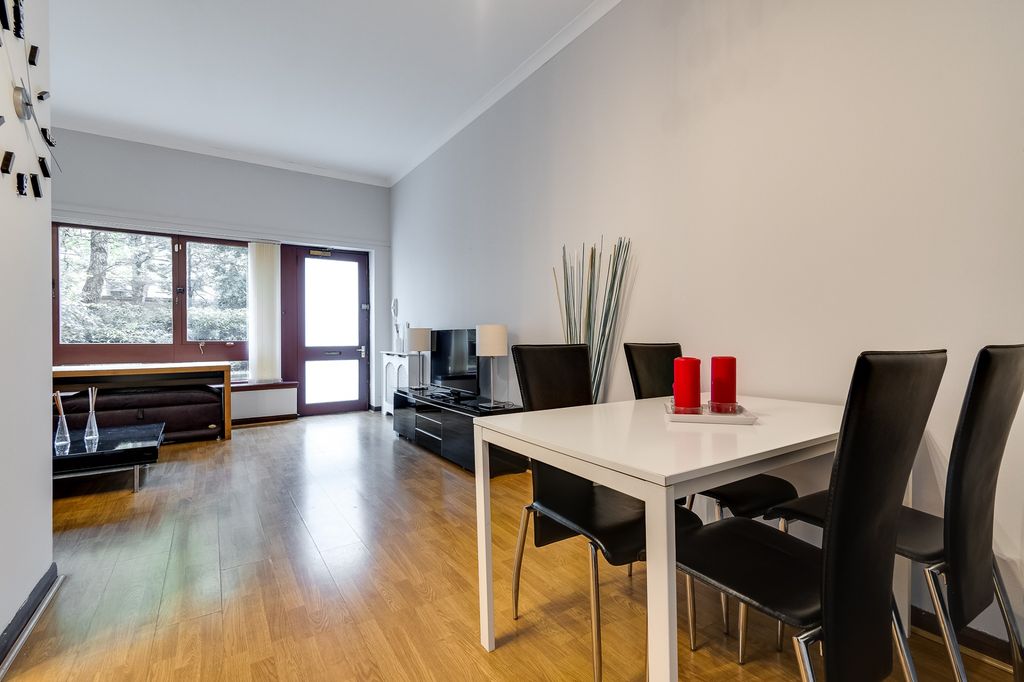 Property photo 3 of 17 3