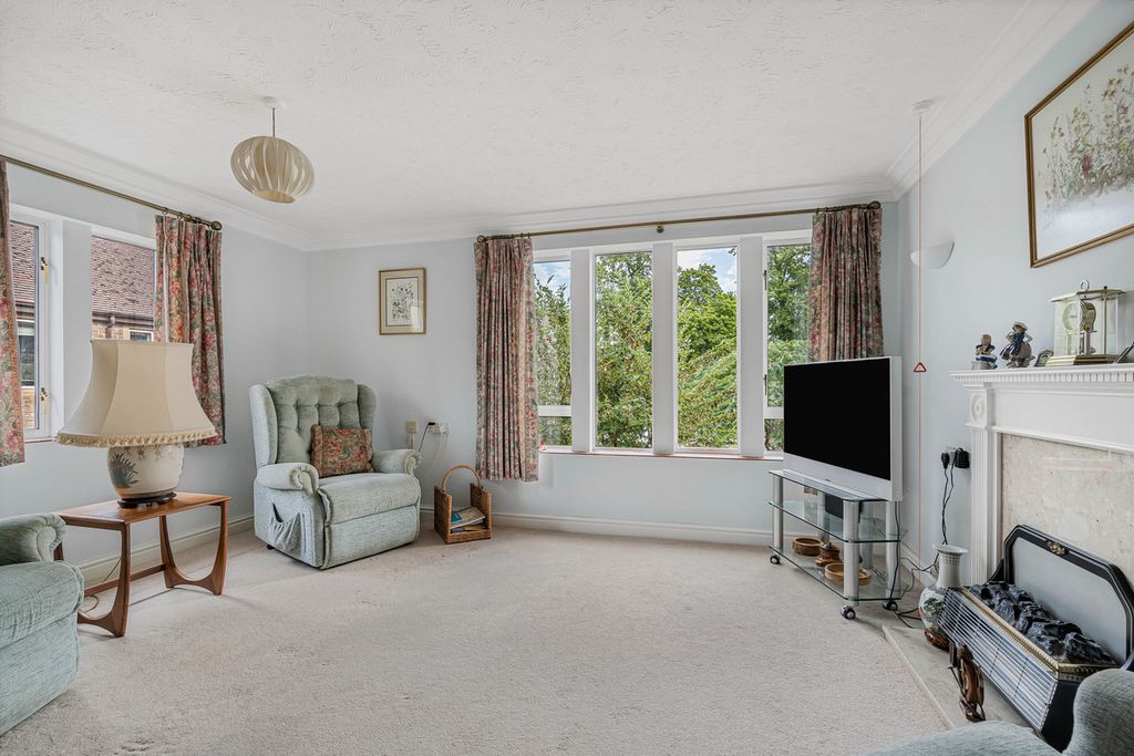 Property photo 2 of 14