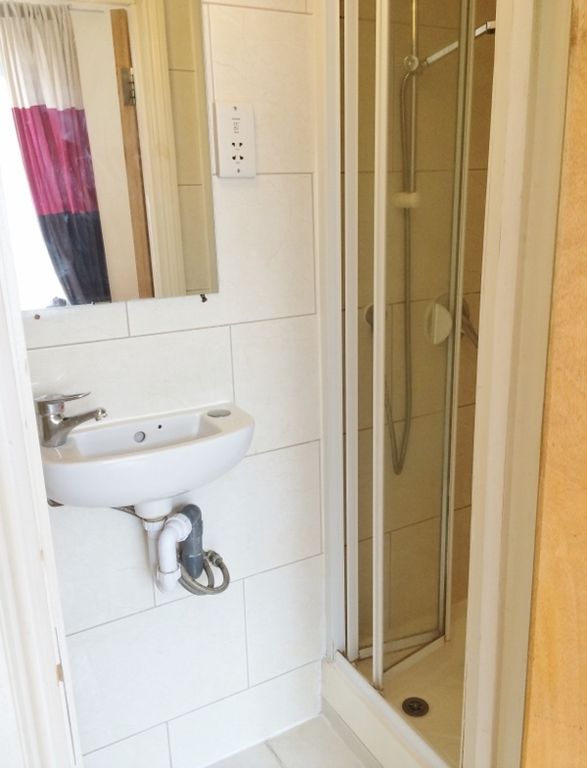 Property photo 3 of 4