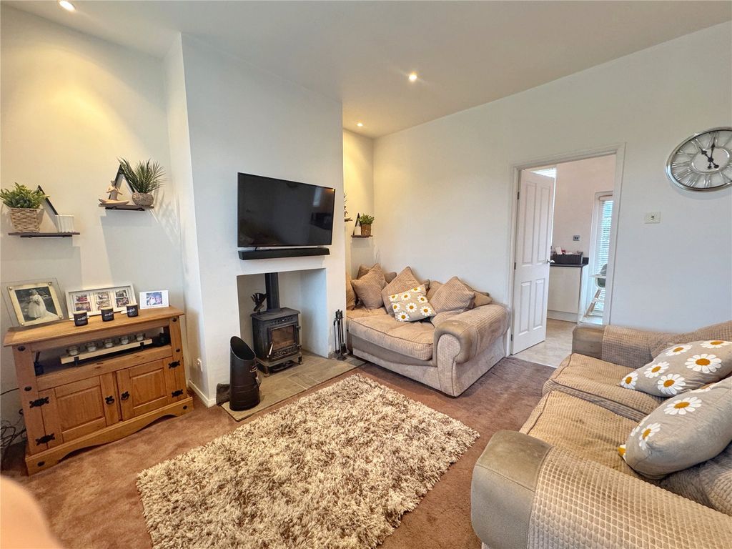 Property photo 3 of 32 Picture No. 38