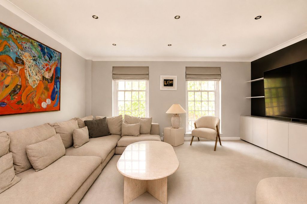 Property photo 3 of 10 Reception Room