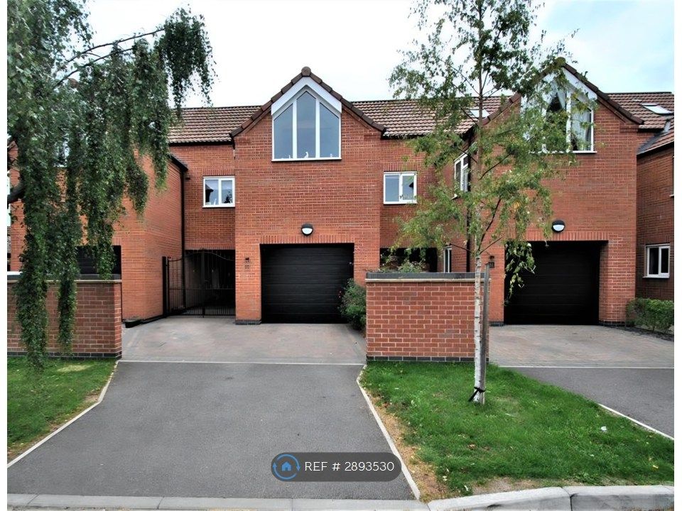Property photo 1 of 3