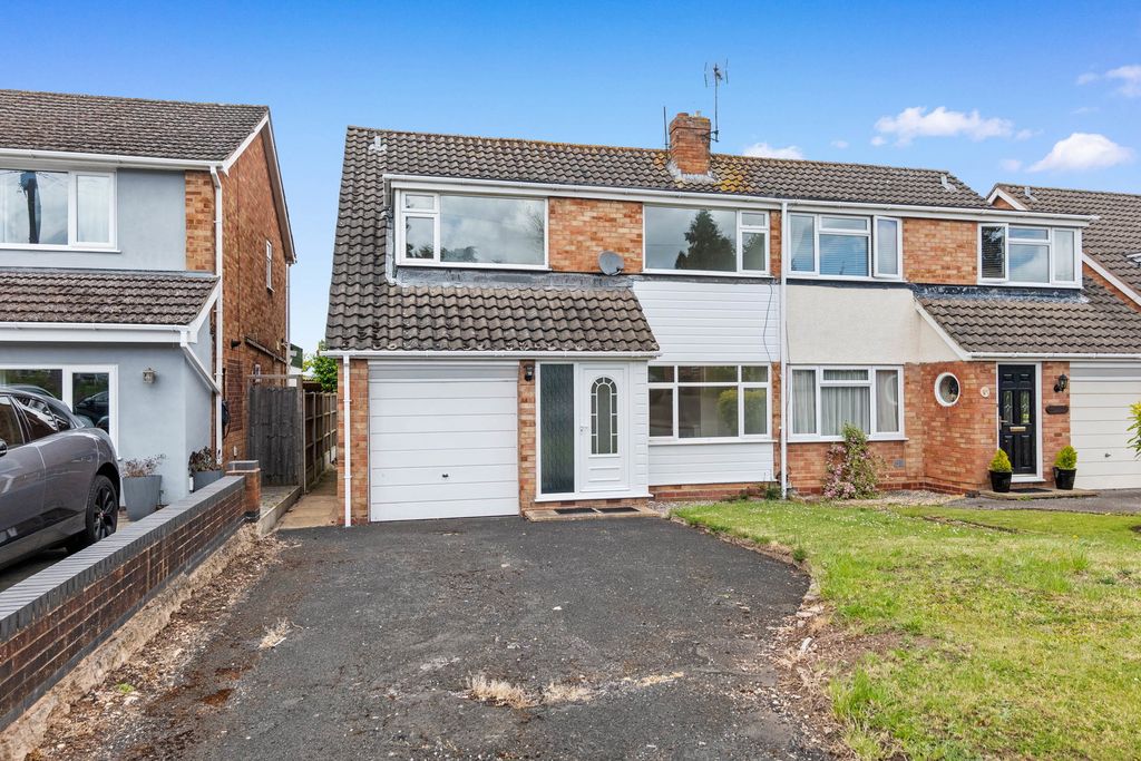 Property photo 1 of 12