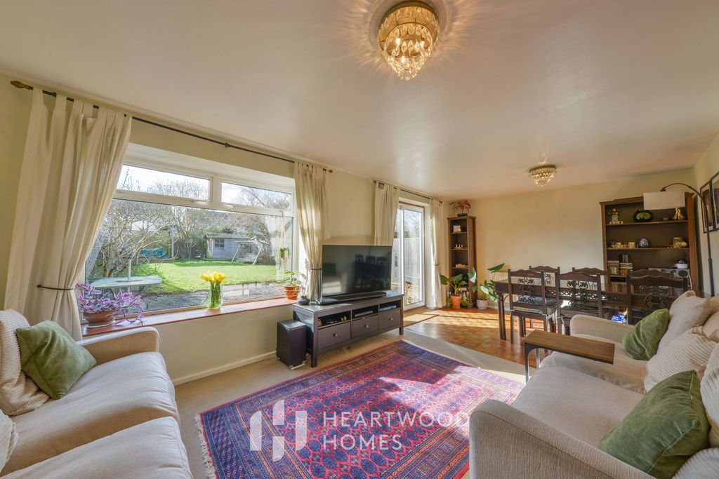 Property photo 3 of 16