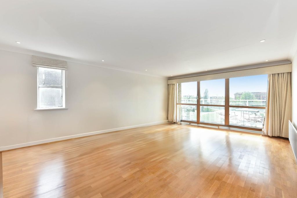 Property photo 2 of 22 Cg - Unfurnished.Jpg