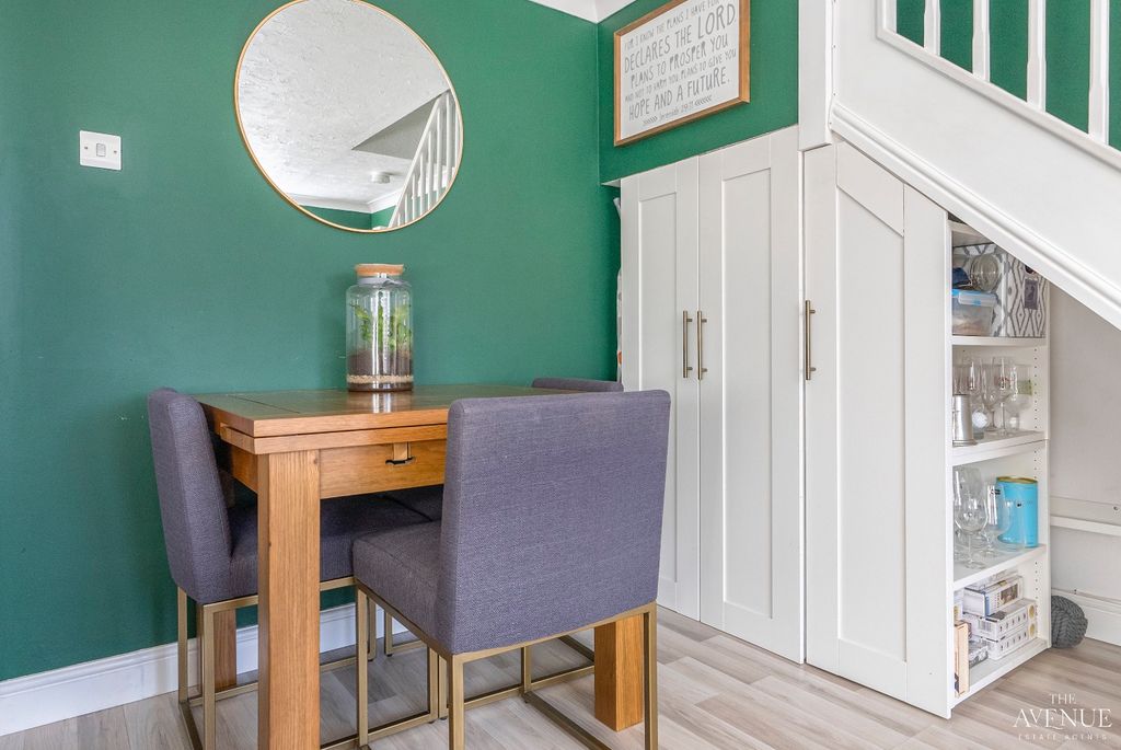 Property photo 3 of 12 4721424