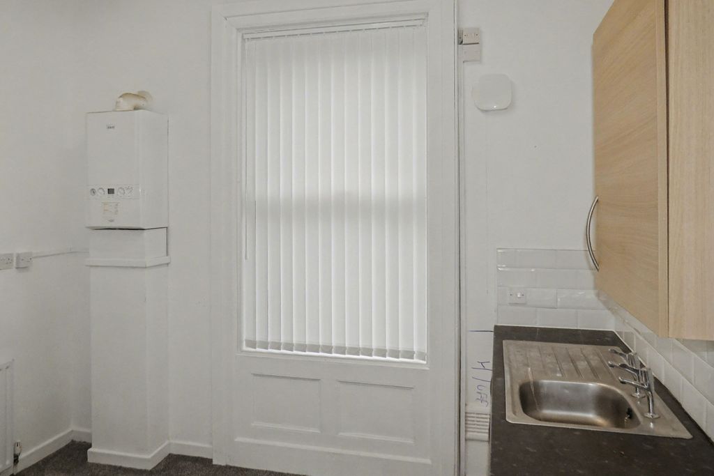 Property photo 2 of 20 29 Rawlins Street, Fairfield, Liverpool, L7 0Je