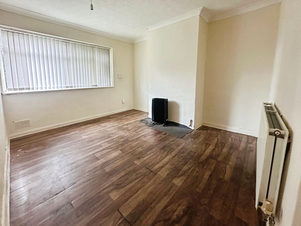 Property photo 2 of 9 Dining Room