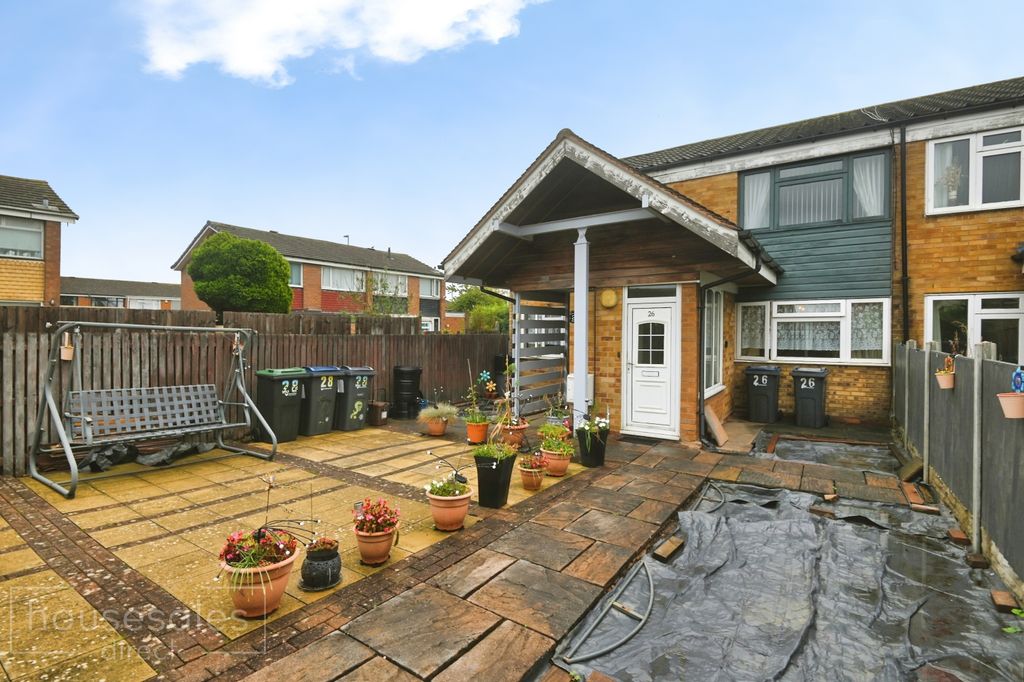 Property photo 1 of 8