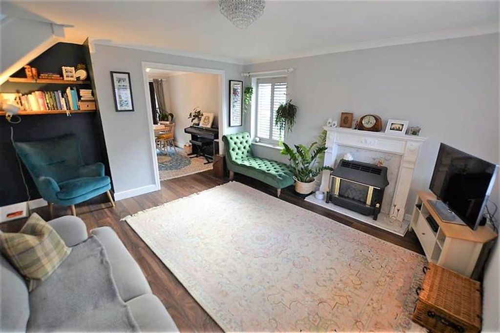 Property photo 1 of 18 (Main)