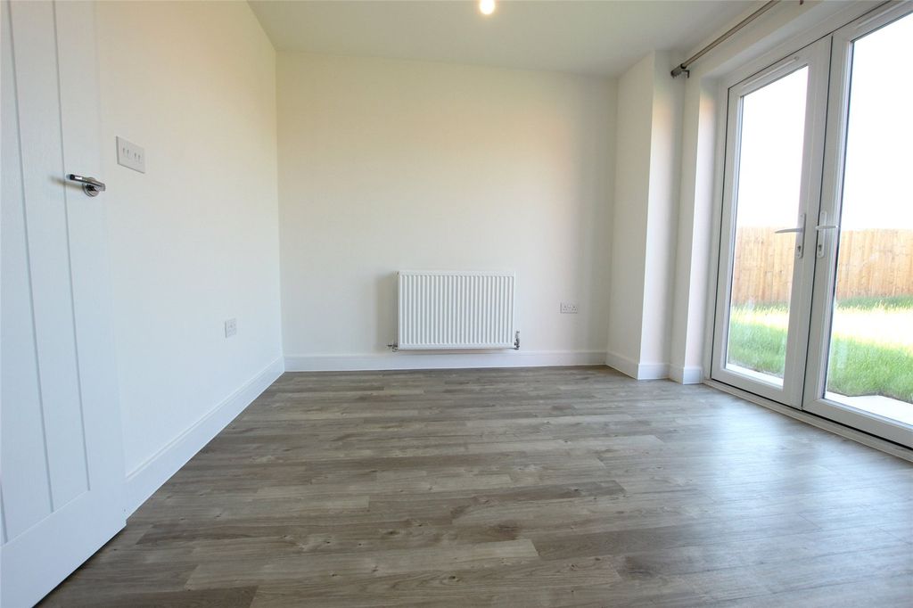 Property photo 3 of 14 Picture No. 05
