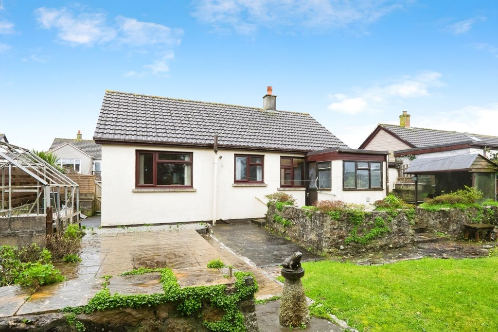 Property photo 3 of 17 Pbox-Img.Jpg