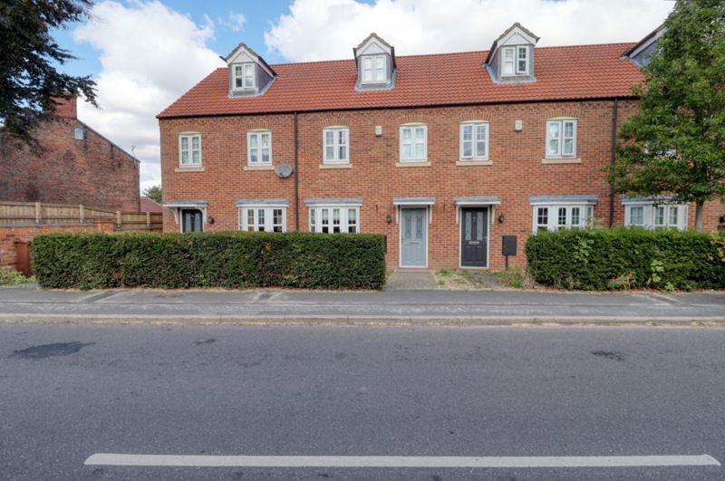 Property photo 1 of 10 Frontal