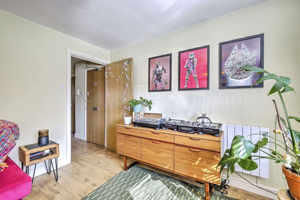 Additional image 4 of 1 bed flat for saleOsborne Road, Northampton NN2