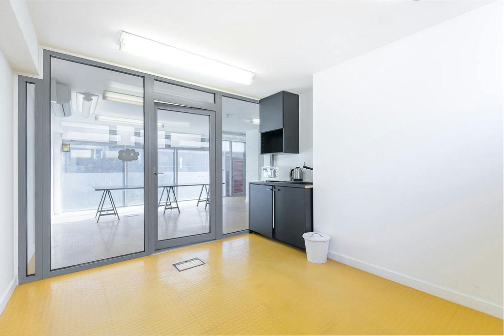 Property photo 3 of 16 7Wenlockroadn17Slofficestudioforsalehoxtonshoreditcholdstreetinternal1Dominionlondon.Jpg