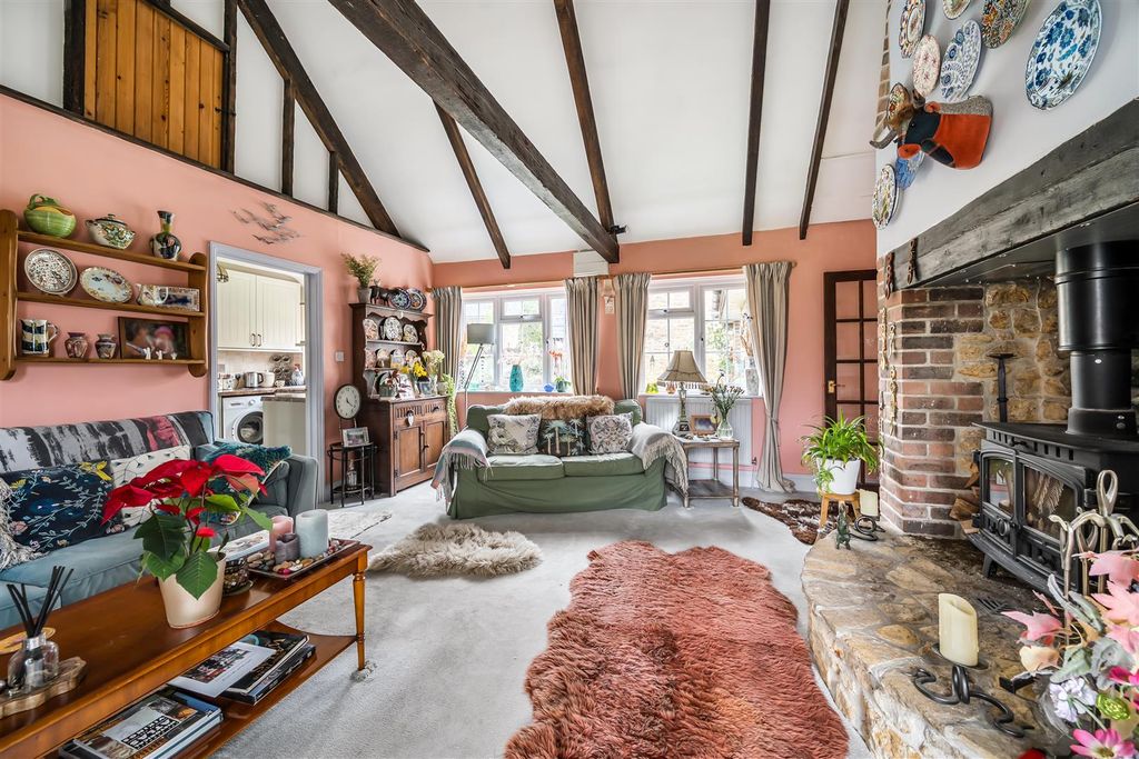 Property photo 2 of 16