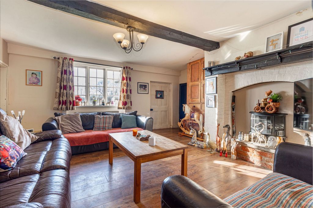 Property photo 2 of 17