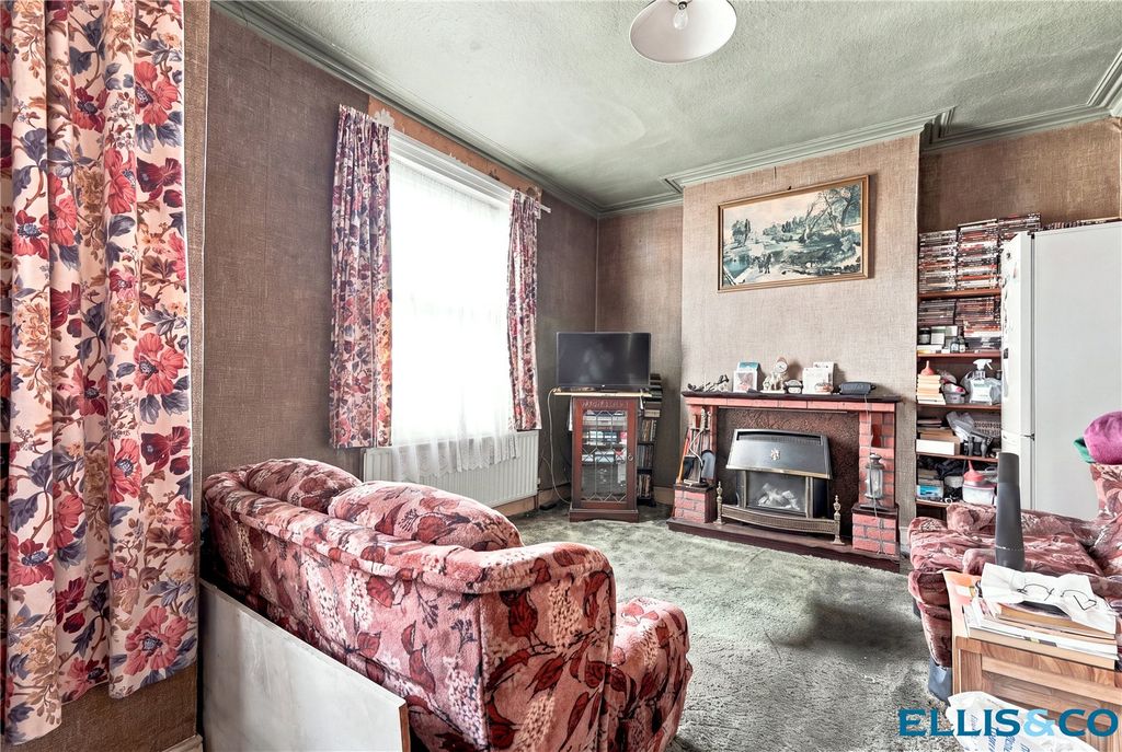 Property photo 3 of 14 Picture No. 07