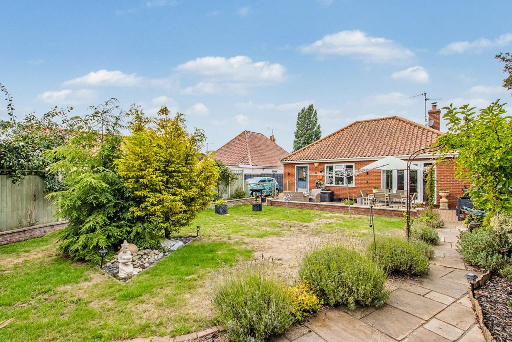 Property photo 2 of 36 4506502