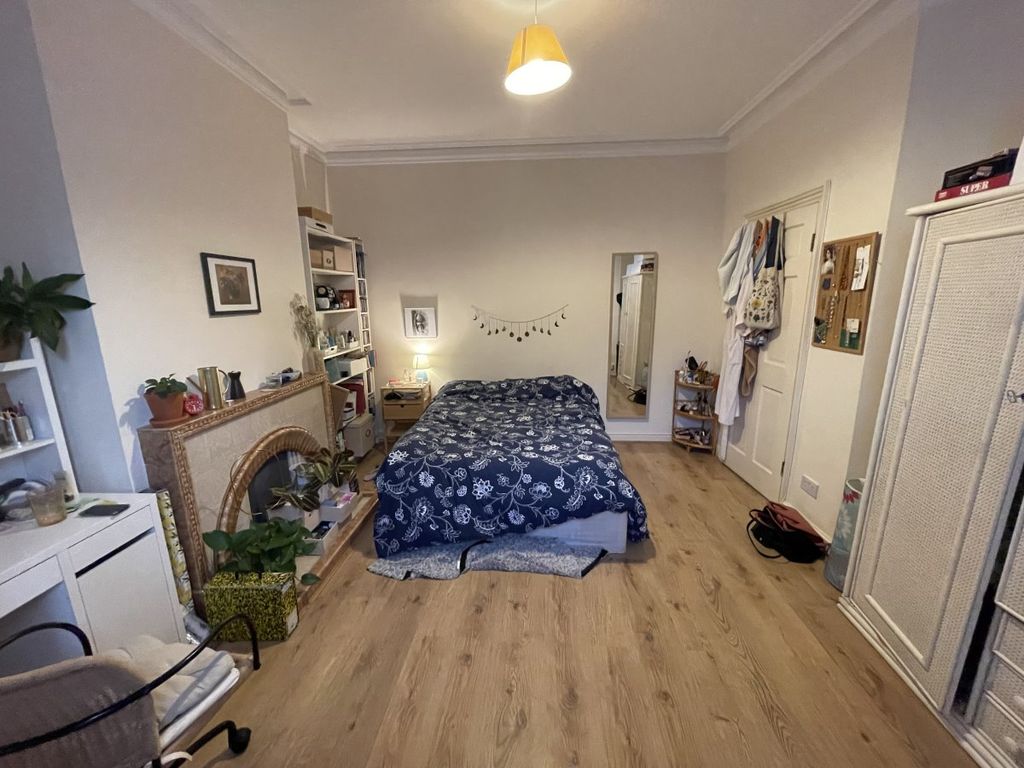 Property photo 2 of 10 Gallery