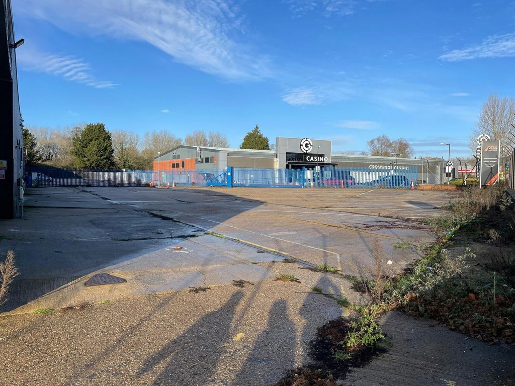 Property photo 2 of 9 Rose Kiln Lane Trading Estate - 6.Jpg