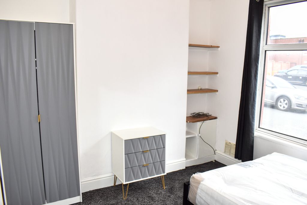 Property photo 3 of 11 Dsc_0800