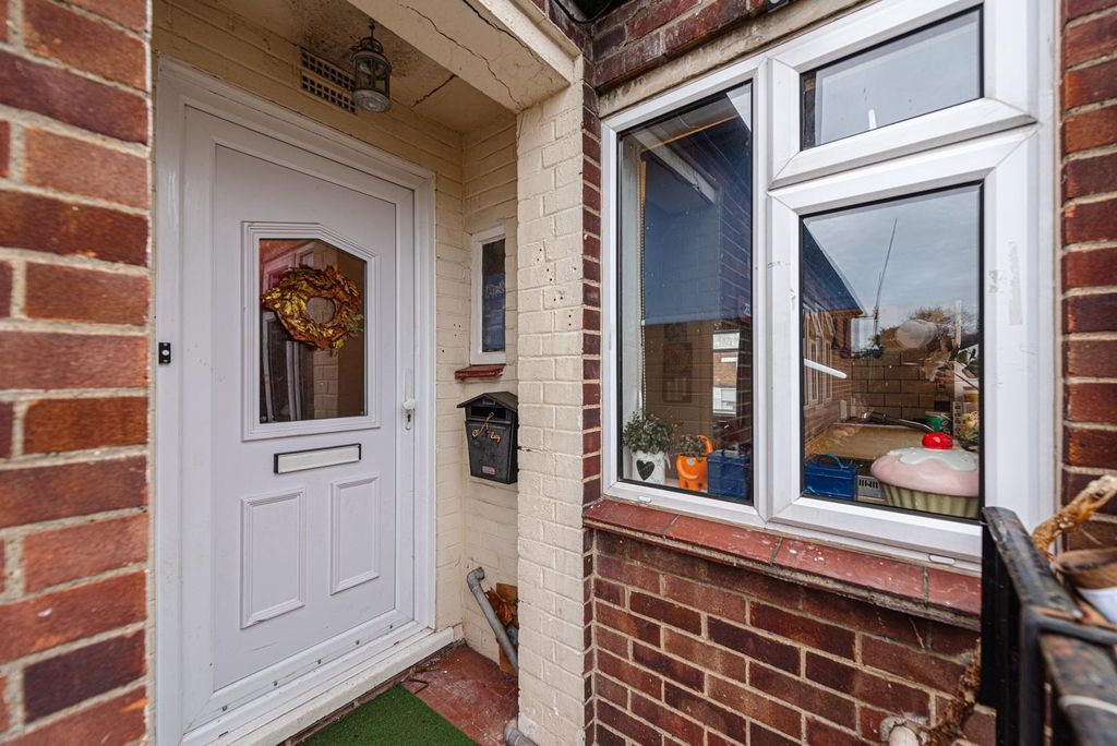 Property photo 3 of 12 Online 10.Jpg