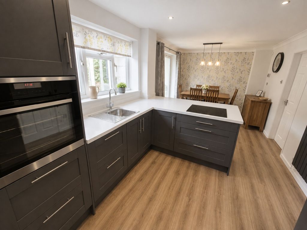 Property photo 2 of 15 5383331
