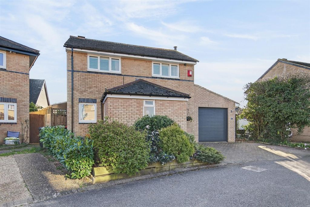 Property photo 1 of 24 11Greenhillclweb02.Jpg