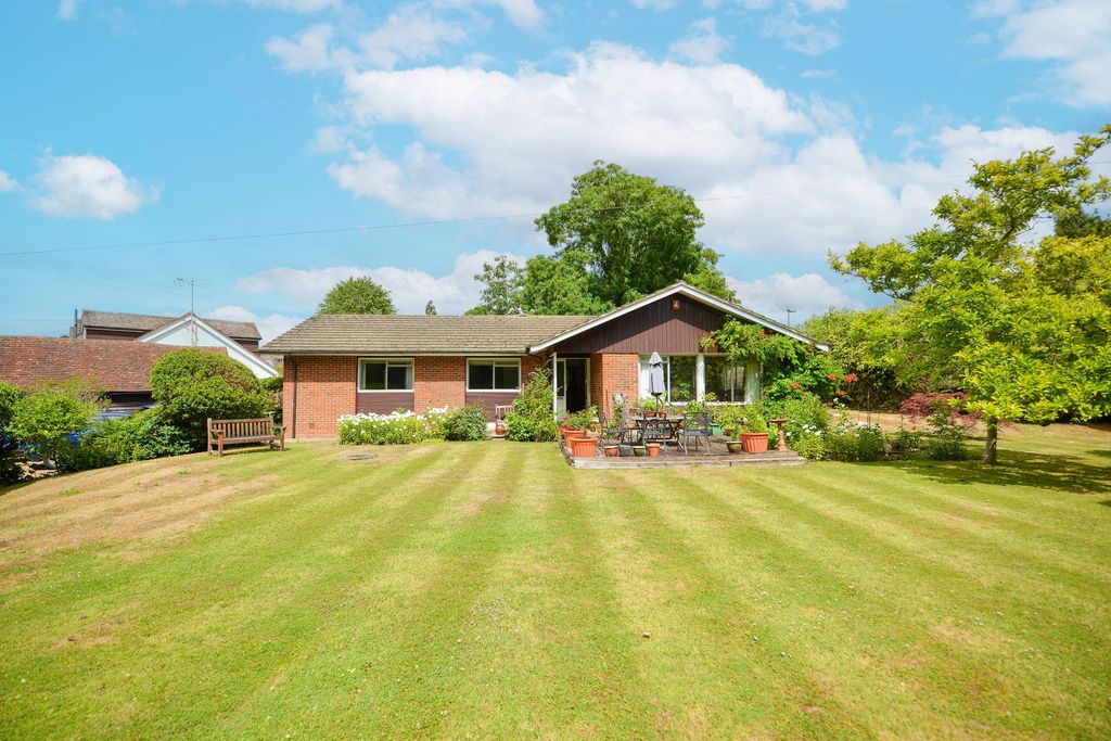 Property photo 1 of 18