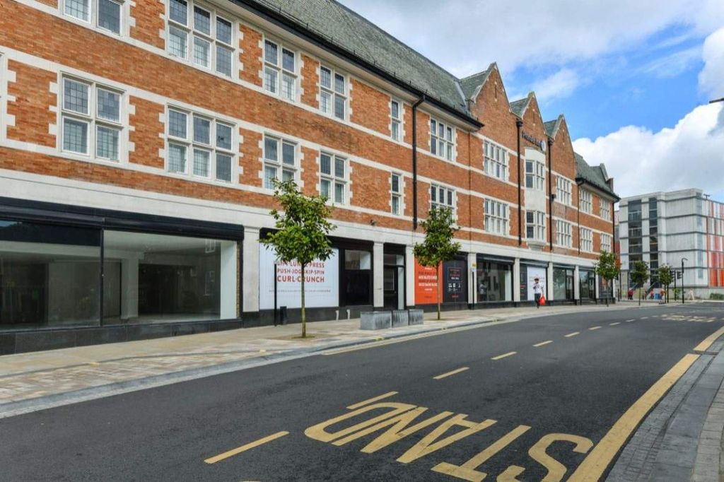 Property photo 2 of 6