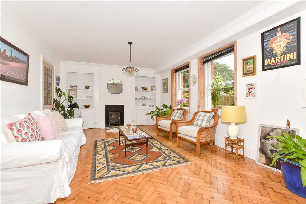 Property photo 1 of 12 Dining Room