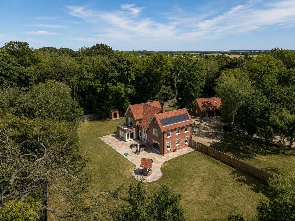 Property photo 1 of 35