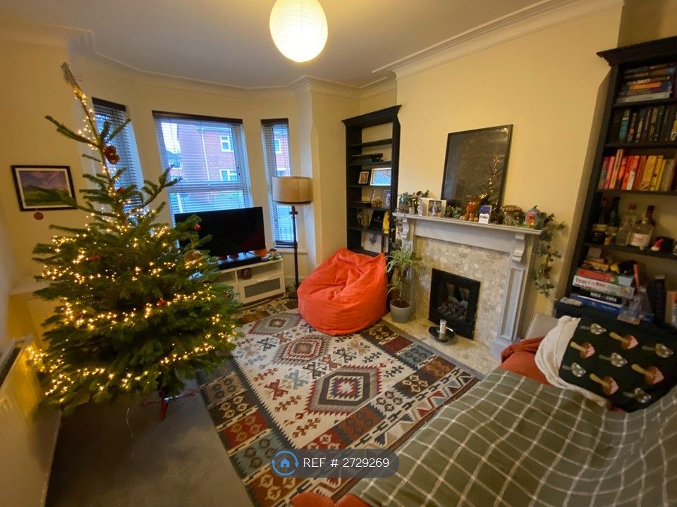 Property photo 2 of 8