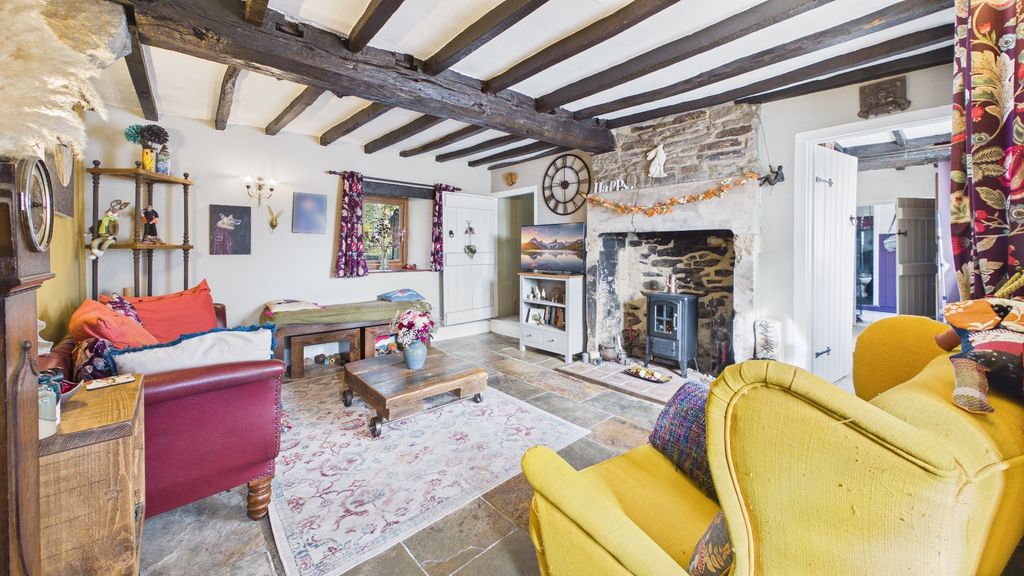 Property photo 3 of 41 5561193
