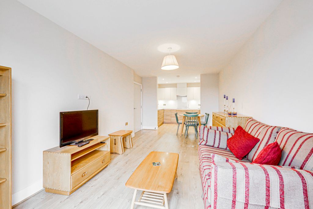 Property photo 3 of 25 4S6A2352-4S6A2358