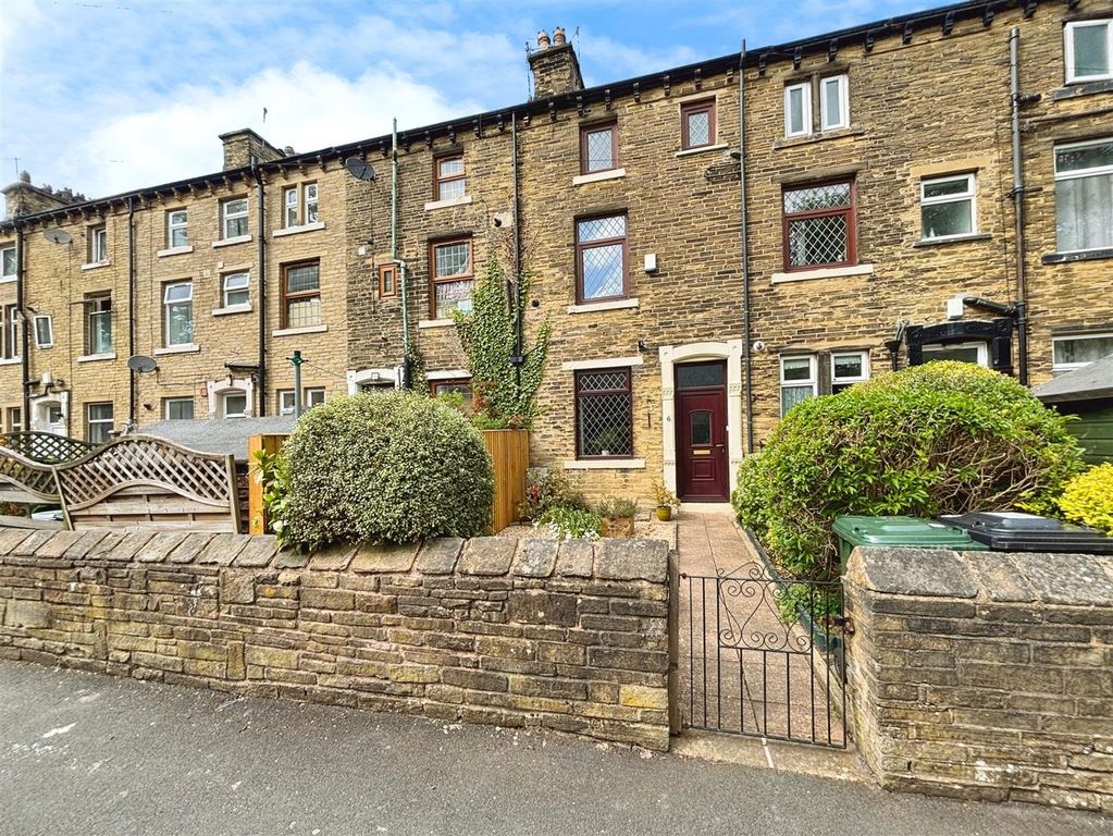 Property photo 1 of 17 The Property