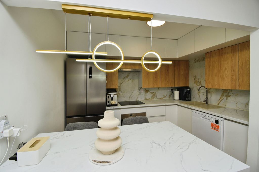 Property photo 3 of 20 Kitchen/Diner