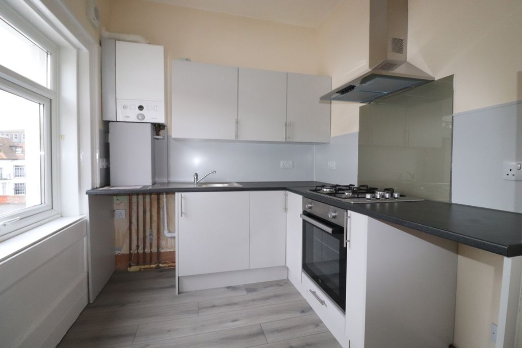 Property photo 3 of 6 Img_6344