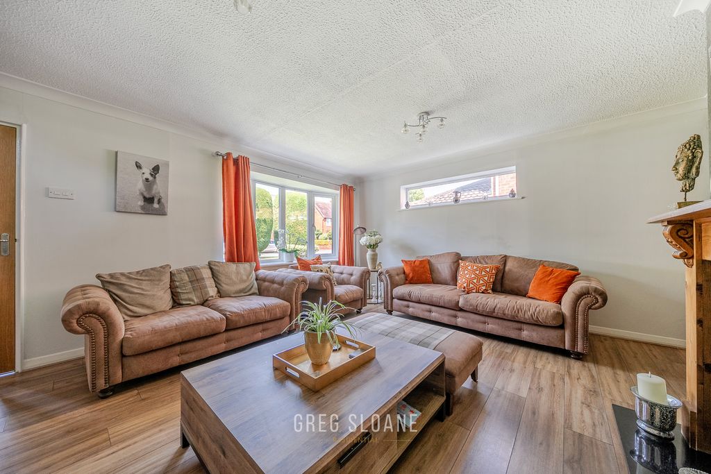 Property photo 2 of 20 1468169-16-6A17478ce96B1