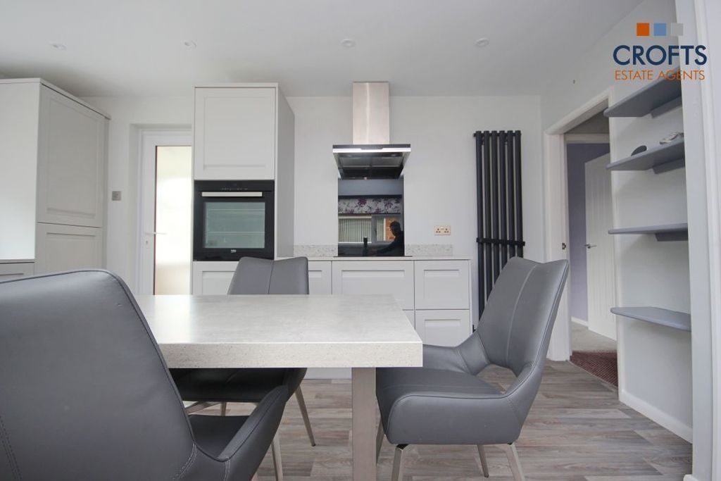 Property photo 1 of 11 Kitchen View 3
