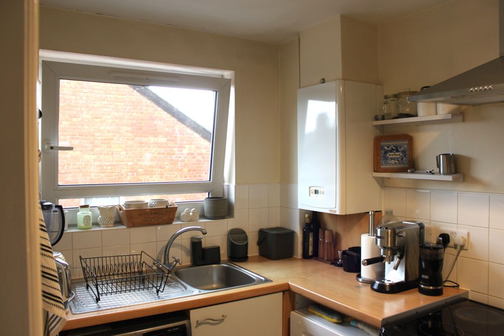 Property photo 3 of 8 Img_5301