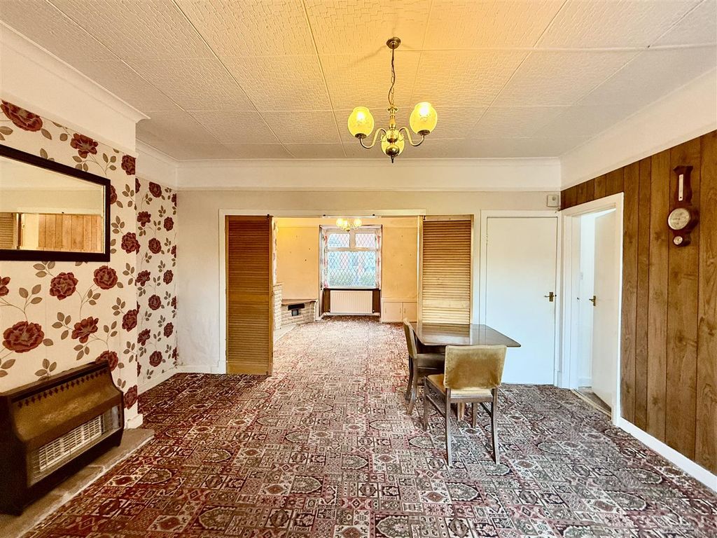 Property photo 3 of 16 3