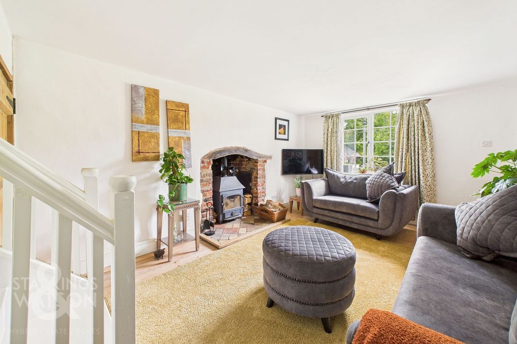 Property photo 3 of 47