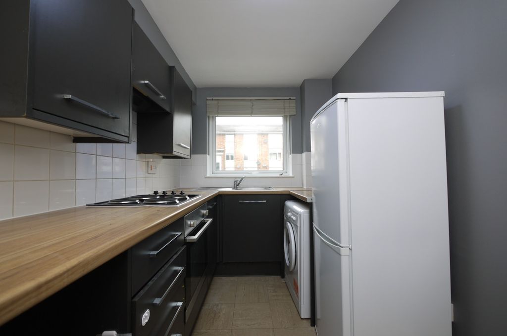 Property photo 3 of 5 4901452