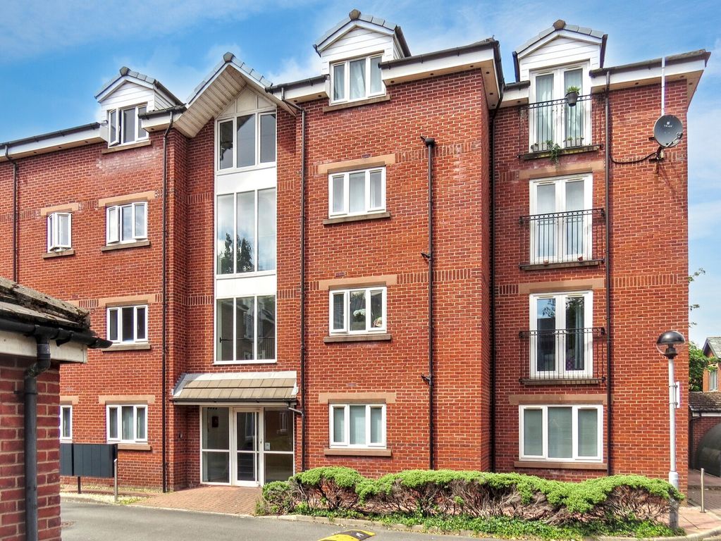 Property photo 1 of 8 Wove Court - Exterior
