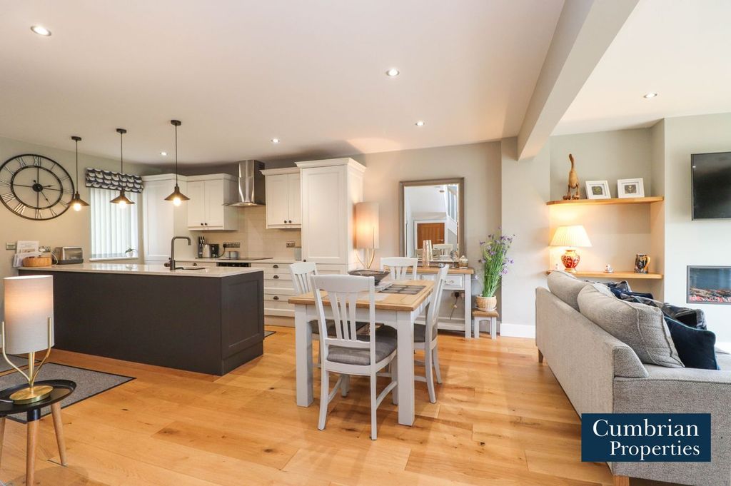 Property photo 2 of 21 Open Plan Dining Lounge & Kitchen